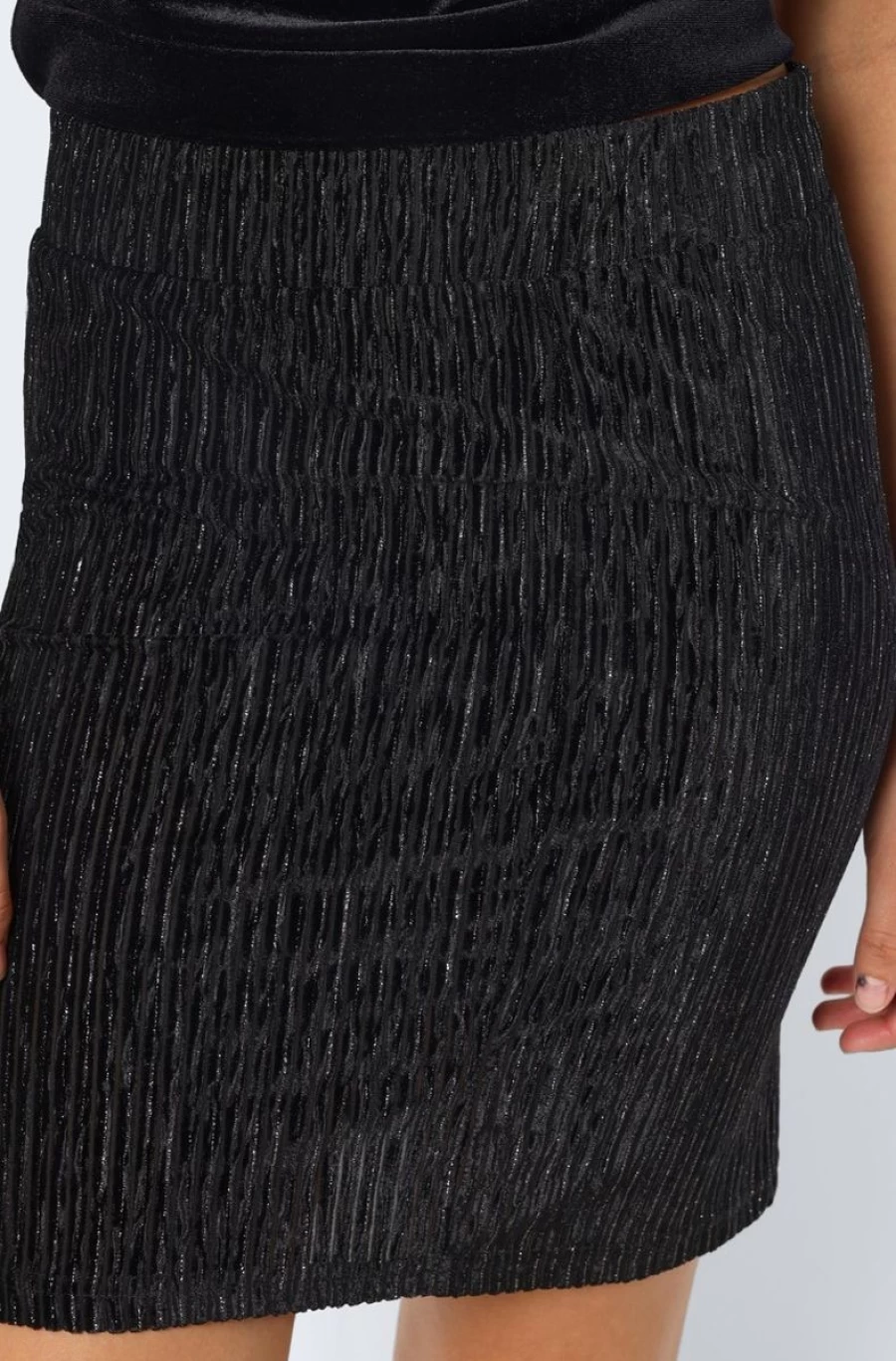 NOISY MAY Women's Black Mini Pleated Skirt - Nmfryd Style