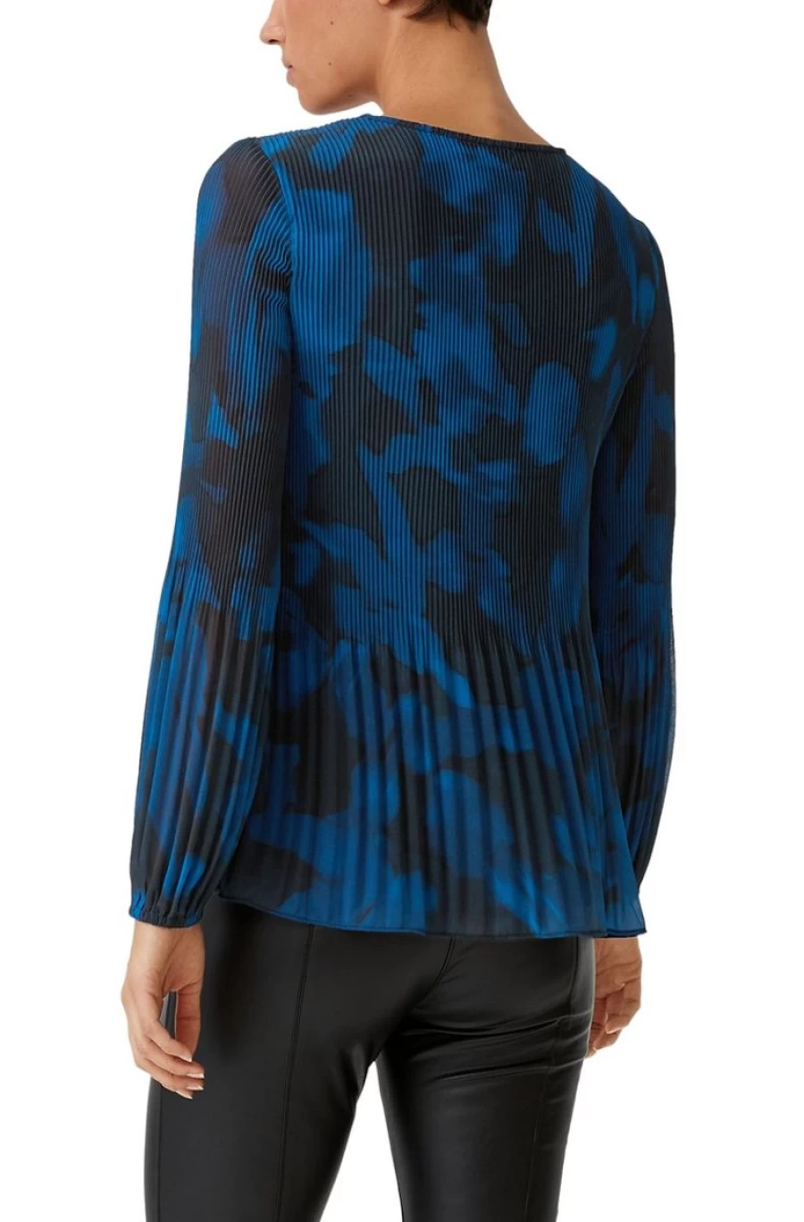 "COMMA Women's Elegant Chiffon Blouse with Delicate Pleats for Stylish Outfits"
