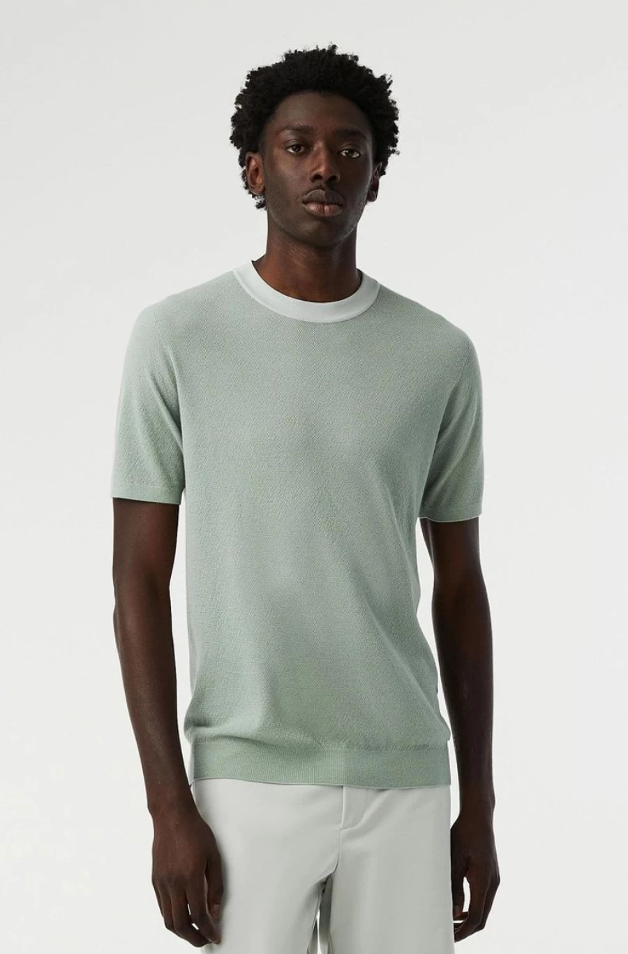 ALPHATAURI Men's Flat Knit Cashmere Blend T-Shirt – Luxury Soft Comfort Tee