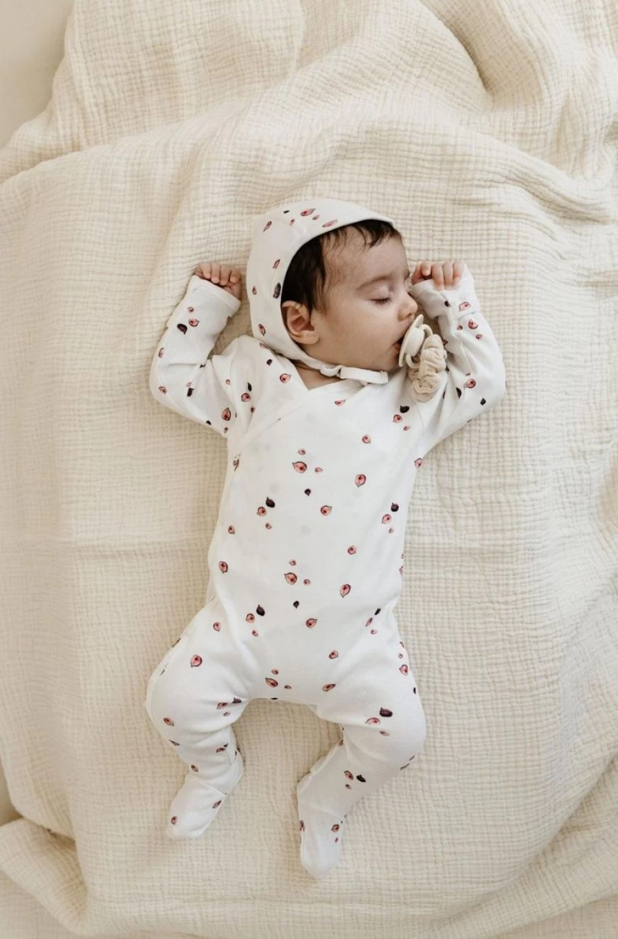 LUNILOU Organic Cotton Newborn Baby Boy Pyjamas - Soft & Comfortable Sleepwear