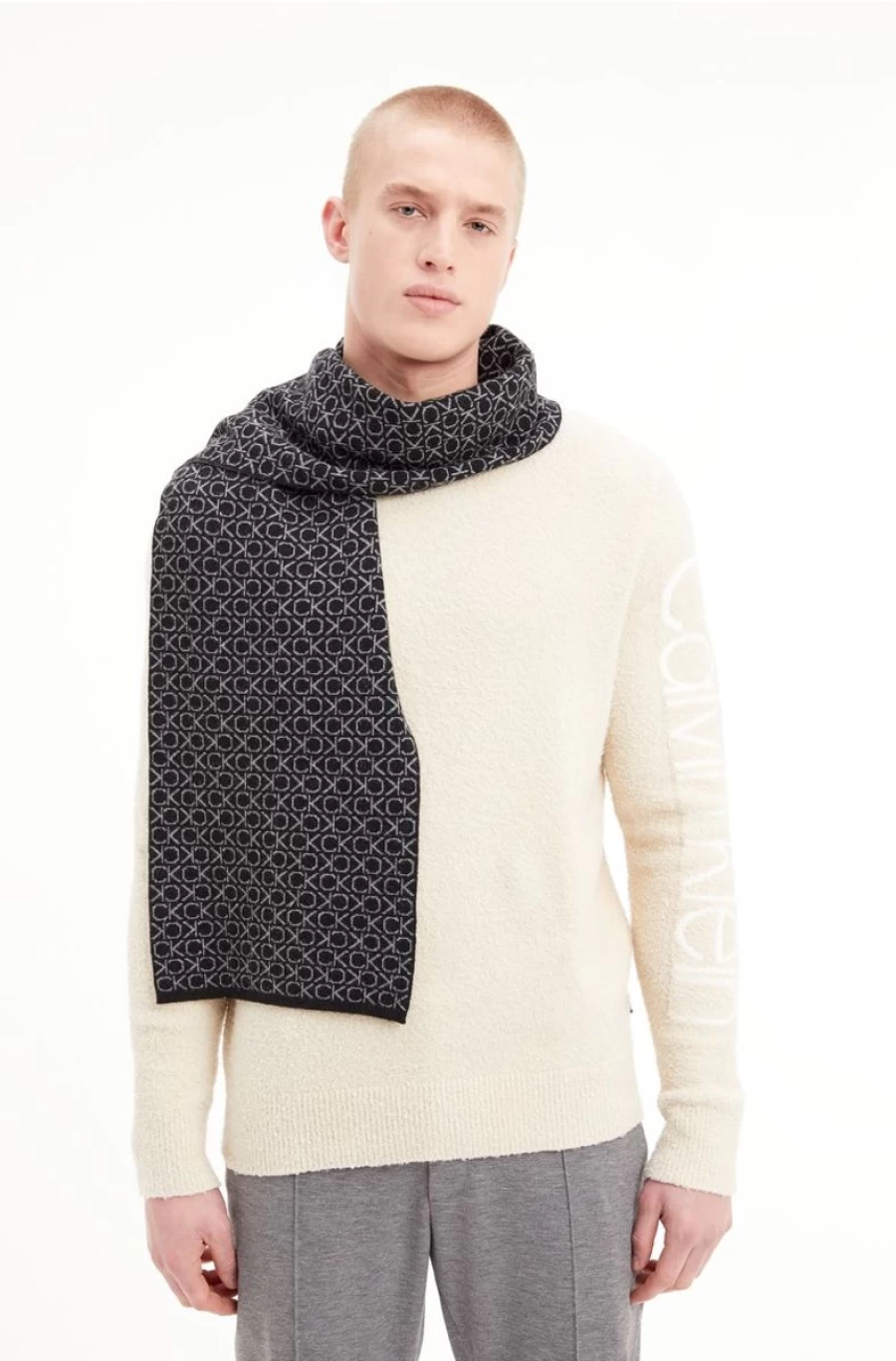 CALVIN KLEIN Men's Wool Blend Logo Scarf - Premium Winter Accessory for Men