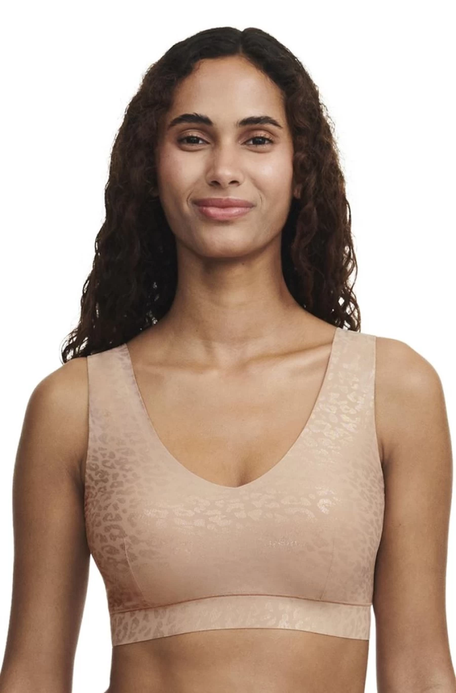 CHANTELLE Women's Softstretch Leo Shimmer V Neck Wirefree Bralette in Brown