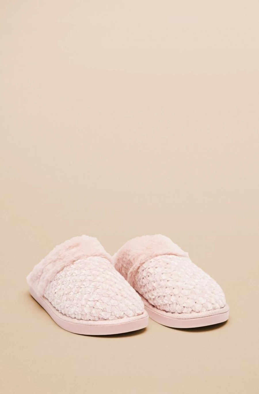 "WOMEN'SECRET Women's Furry Slippers - Cozy Winter House Shoes"
